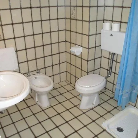 Le Guilazur Hotel 2*